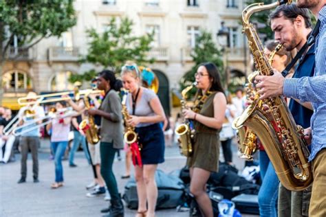 La Fête de la Musique - Un Événement Annuel Qui célèbre la Culture Française et l'Art de la Collaboration Musicale